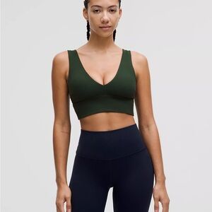 lululemon Align V-Neck Bra
Light Support, A/B Cup NWT New with tags, size 10